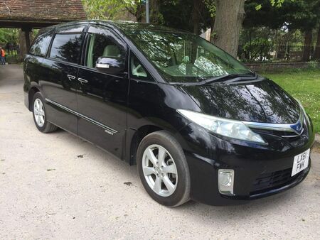 TOYOTA ESTIMA Hybrid